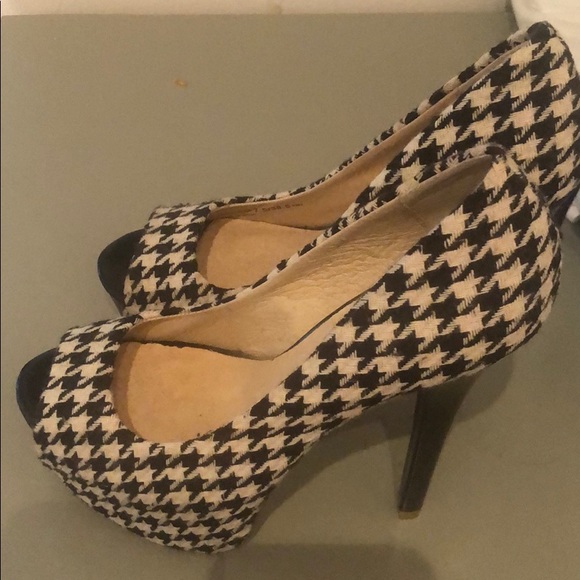 High heels - Picture 1 of 1